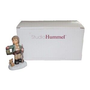 Goebel Hummel "Beautiful Star"  Porcelain Figurine Original Box COA